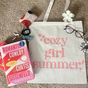 Cozy girl summer bag!! Cute tote bag for quick errands or coffee shop runs!